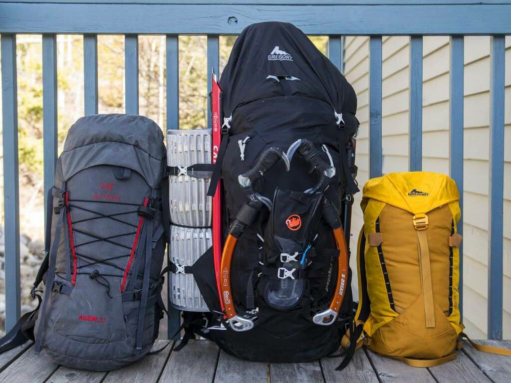 Виды рюкзаков: в каких можно ходить в поход, а в каких нет